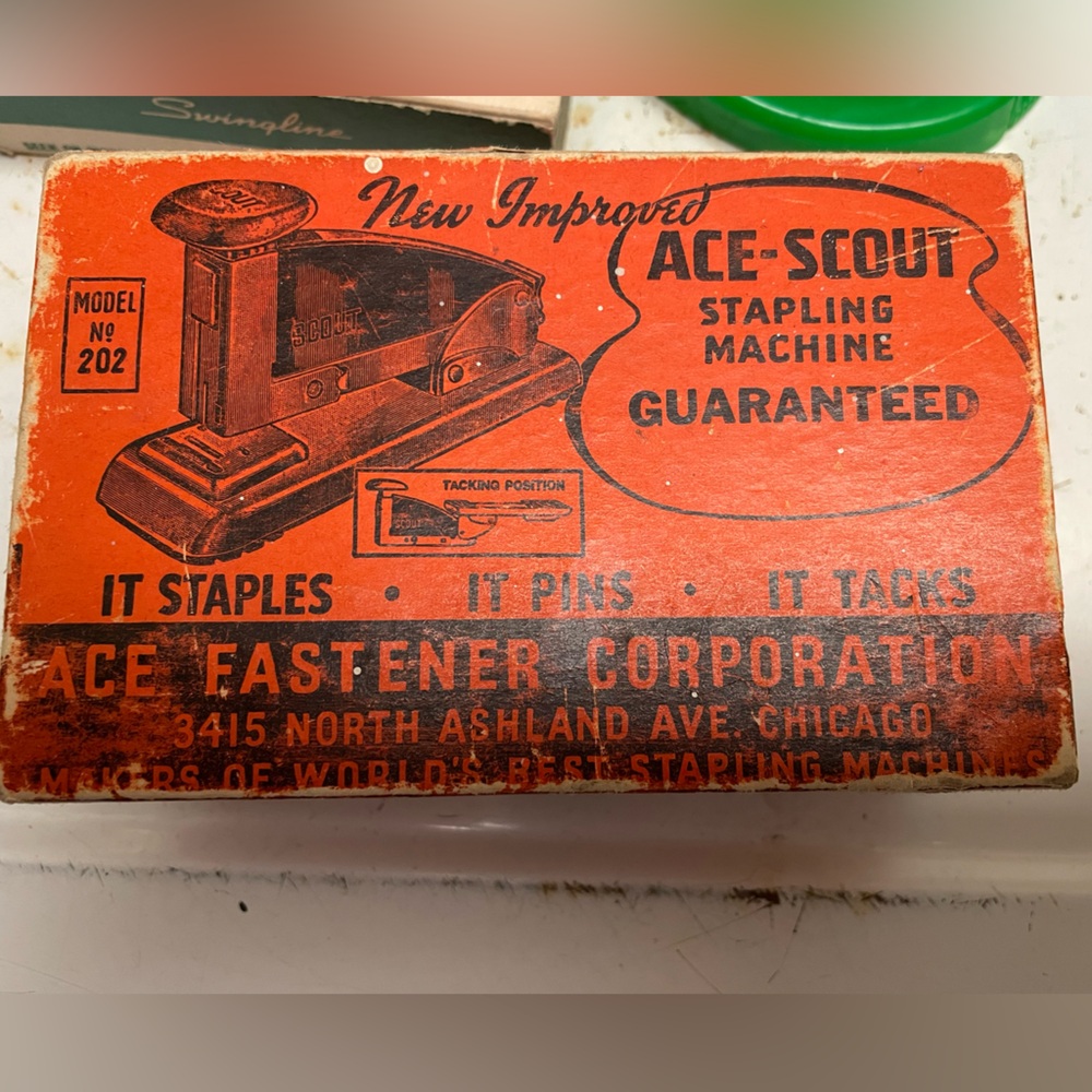 Vintage stapler in pristine condition!! Circa 1959
